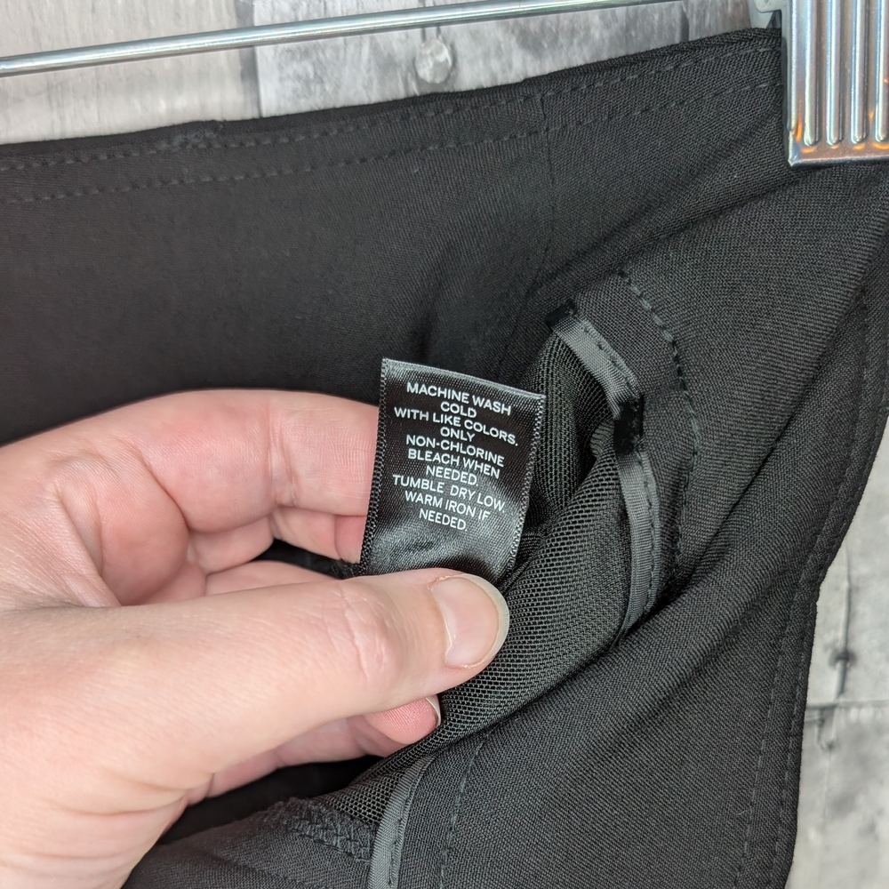 Roz & Ali Black Secret Agent Pants NWOT - Picture 4 of 4
